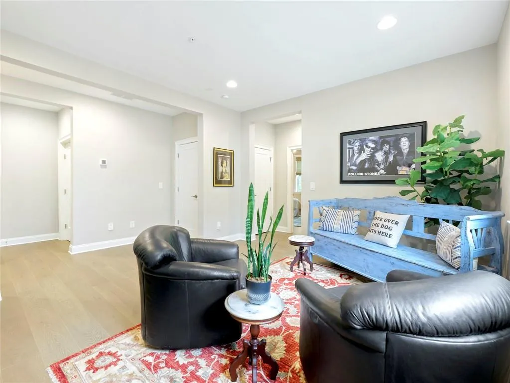 6410 Radiant Trace, Sandy Springs, Georgia 30328, 4 Bedrooms Bedrooms, ,4 BathroomsBathrooms,Residential,Sold,6410 Radiant Trace,7073808