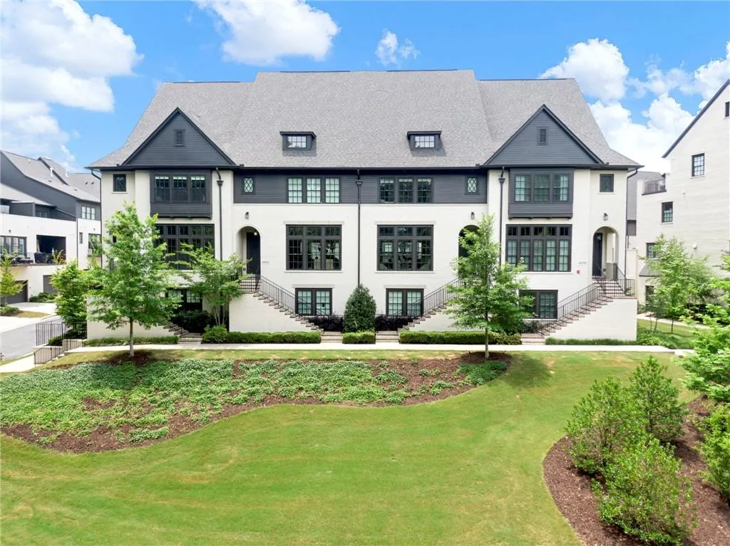 6410 Radiant Trace, Sandy Springs, Georgia 30328, 4 Bedrooms Bedrooms, ,4 BathroomsBathrooms,Residential,Sold,6410 Radiant Trace,7073808