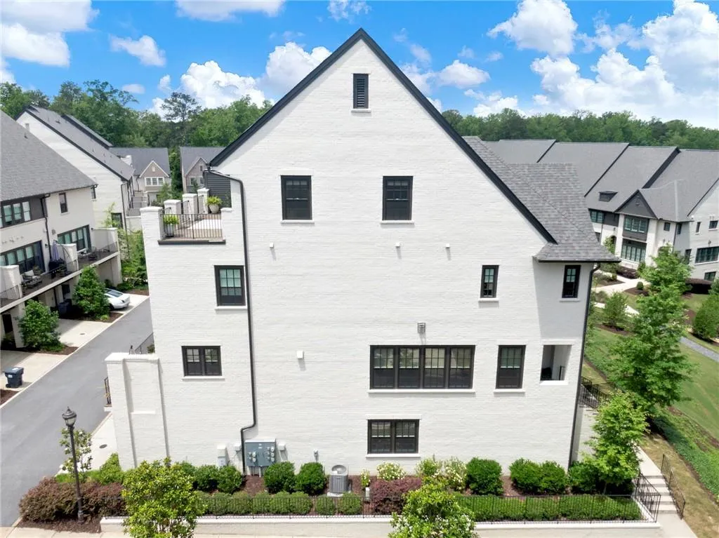 6410 Radiant Trace, Sandy Springs, Georgia 30328, 4 Bedrooms Bedrooms, ,4 BathroomsBathrooms,Residential,Sold,6410 Radiant Trace,7073808