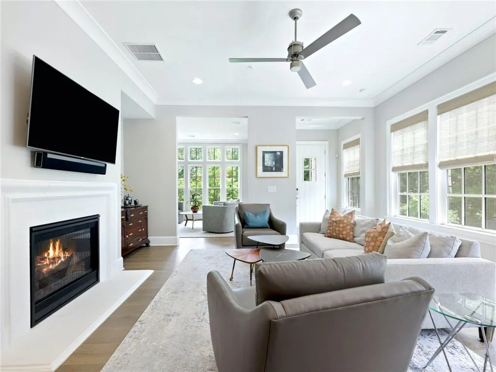 6410 Radiant Trace, Sandy Springs, Georgia 30328, 4 Bedrooms Bedrooms, ,4 BathroomsBathrooms,Residential,Sold,6410 Radiant Trace,7073808