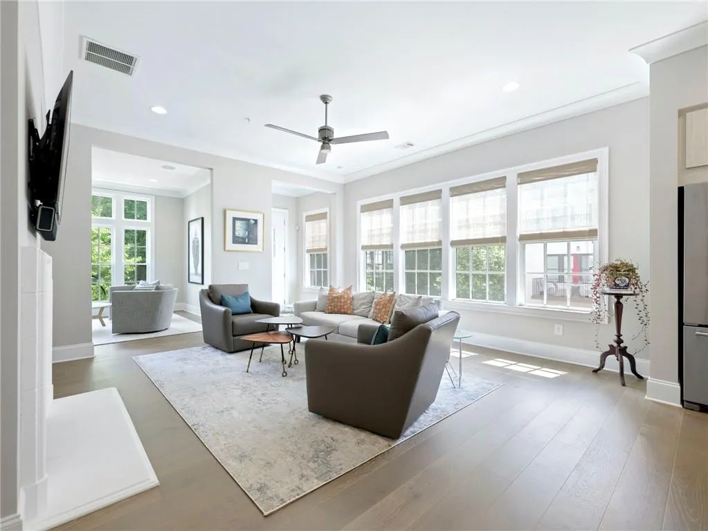 6410 Radiant Trace, Sandy Springs, Georgia 30328, 4 Bedrooms Bedrooms, ,4 BathroomsBathrooms,Residential,Sold,6410 Radiant Trace,7073808