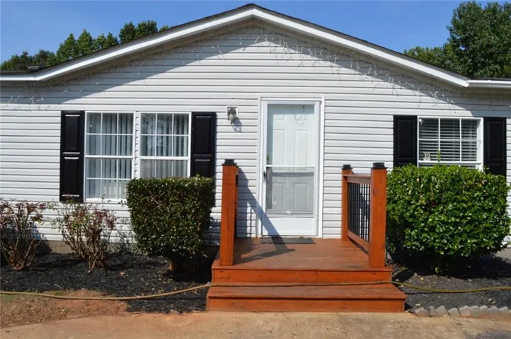 125 Overlook Ridge Court, Alto, Georgia 30510