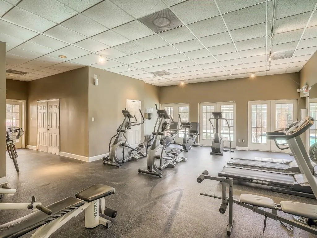 6980 Roswell Road Unit P4, Sandy Springs, Georgia 30328, 1 Bedroom Bedrooms, ,1 BathroomBathrooms,Residential,Sold,6980 Roswell Road Unit P4,7130548