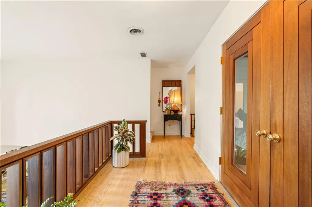 225 River North Drive, Atlanta, Georgia 30328, 5 Bedrooms Bedrooms, ,4 BathroomsBathrooms,Residential,For Sale,225 River North Drive,7762117