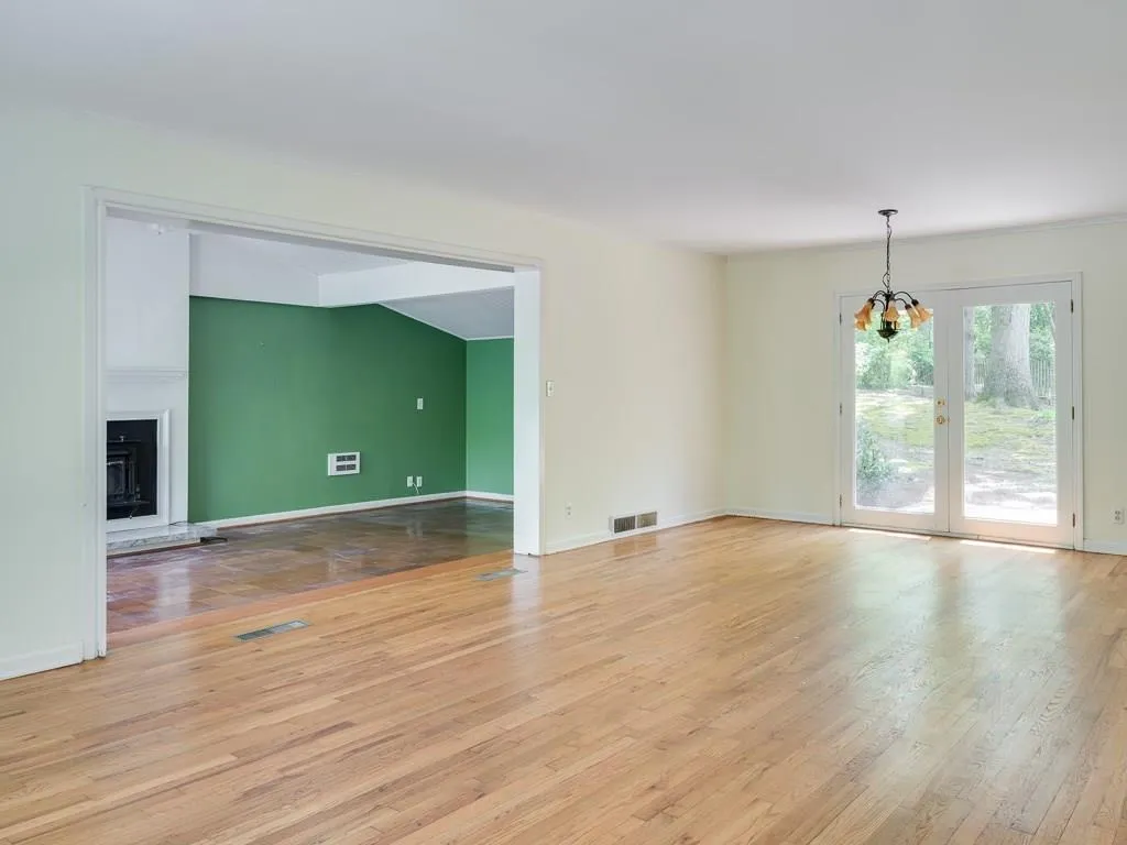 2669 Ridgemore Road, Atlanta, Georgia 30318, 3 Bedrooms Bedrooms, ,2 BathroomsBathrooms,Residential,Sold,2669 Ridgemore Road,5678070