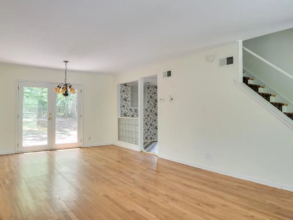 2669 Ridgemore Road, Atlanta, Georgia 30318, 3 Bedrooms Bedrooms, ,2 BathroomsBathrooms,Residential,Sold,2669 Ridgemore Road,5678070