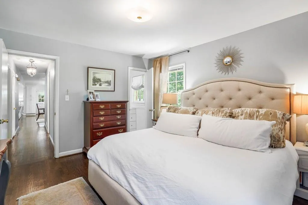 6500 Whispering Lane Ne, Atlanta, Georgia 30328, 3 Bedrooms Bedrooms, ,2 BathroomsBathrooms,Residential,Sold,6500 Whispering Lane Ne,6865771