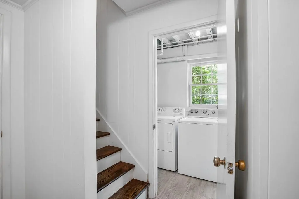 6500 Whispering Lane Ne, Atlanta, Georgia 30328, 3 Bedrooms Bedrooms, ,2 BathroomsBathrooms,Residential,Sold,6500 Whispering Lane Ne,6865771