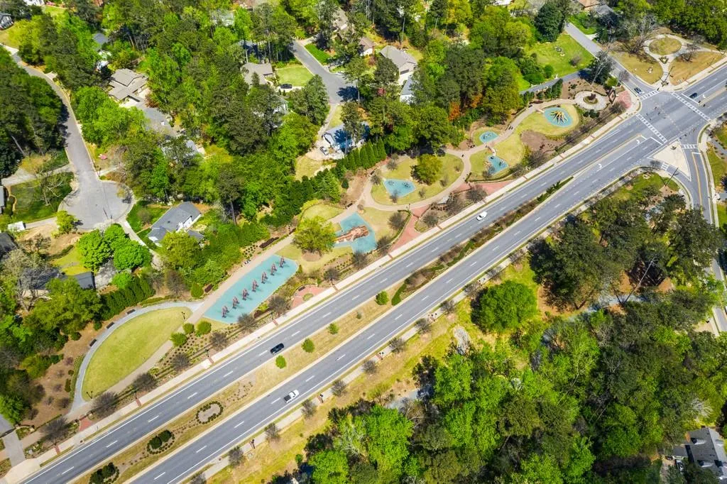 6500 Whispering Lane Ne, Atlanta, Georgia 30328, 3 Bedrooms Bedrooms, ,2 BathroomsBathrooms,Residential,Sold,6500 Whispering Lane Ne,6865771