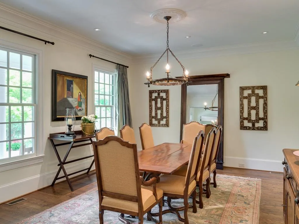 914 Davis Drive, Atlanta, Georgia 30327, 7 Bedrooms Bedrooms, ,5 BathroomsBathrooms,Residential,Sold,914 Davis Drive,6588324