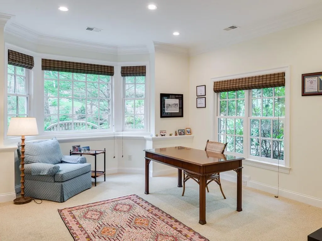 914 Davis Drive, Atlanta, Georgia 30327, 7 Bedrooms Bedrooms, ,5 BathroomsBathrooms,Residential,Sold,914 Davis Drive,6588324