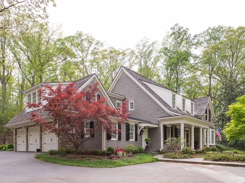 914 Davis Drive, Atlanta, Georgia 30327, 7 Bedrooms Bedrooms, ,5 BathroomsBathrooms,Residential,Sold,914 Davis Drive,6588324