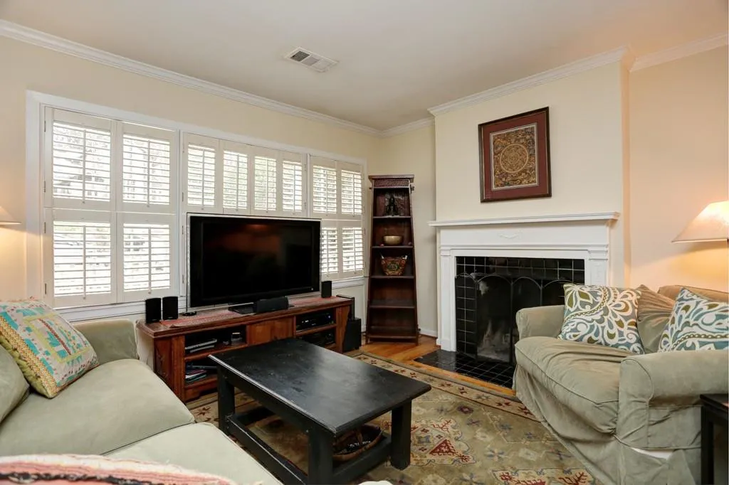 108 Terrace Drive, Atlanta, Georgia 30305, 2 Bedrooms Bedrooms, ,1 BathroomBathrooms,Residential,Sold,108 Terrace Drive,5824961