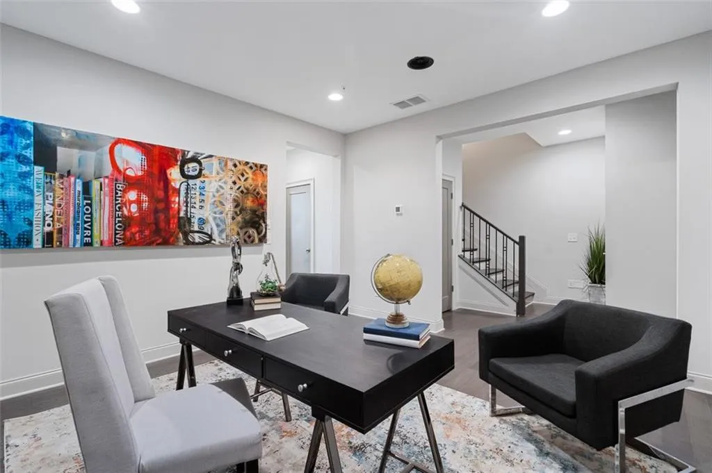 6771 Encore Boulevard, Sandy Springs, Georgia 30328, 5 Bedrooms Bedrooms, ,4 BathroomsBathrooms,Residential,Sold,6771 Encore Boulevard,6905626