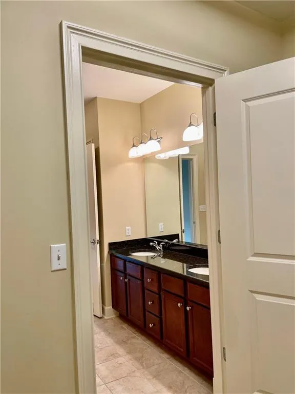 200 River Vista Drive Unit 728, Atlanta, Georgia 30339, 2 Bedrooms Bedrooms, ,2 BathroomsBathrooms,Residential,Sold,200 River Vista Drive Unit 728,7026051