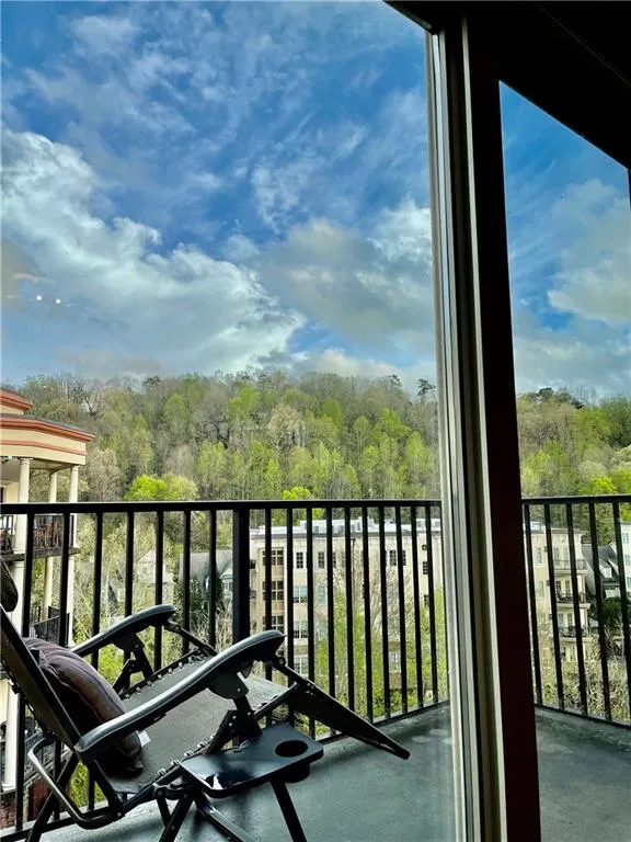 200 River Vista Drive Unit 728, Atlanta, Georgia 30339, 2 Bedrooms Bedrooms, ,2 BathroomsBathrooms,Residential,Sold,200 River Vista Drive Unit 728,7026051