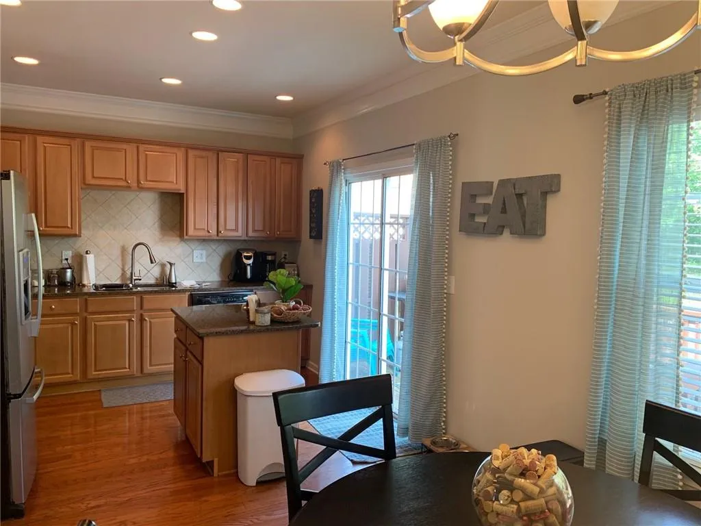 638 Bernay Way, Sandy Springs, Georgia 30350, 3 Bedrooms Bedrooms, ,3 BathroomsBathrooms,Residential,Sold,638 Bernay Way,6607469
