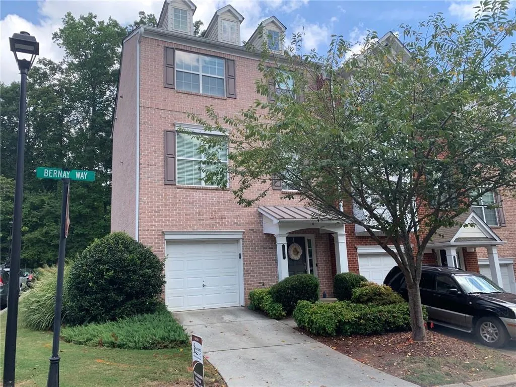 638 Bernay Way, Sandy Springs, Georgia 30350, 3 Bedrooms Bedrooms, ,3 BathroomsBathrooms,Residential,Sold,638 Bernay Way,6607469