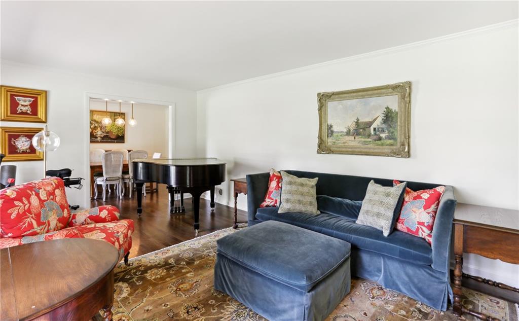 4775 Brinkley Lane, Sandy Springs, Georgia 30342, 3 Bedrooms Bedrooms, ,2 BathroomsBathrooms,Residential,Sold,4775 Brinkley Lane,7299531