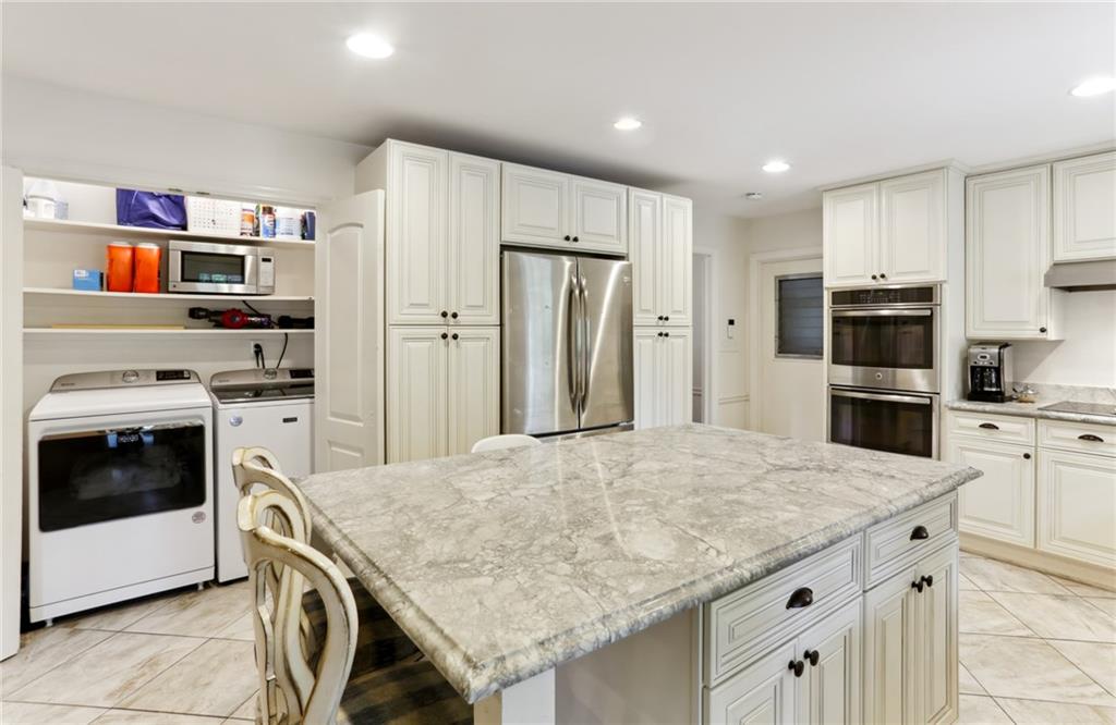 4775 Brinkley Lane, Sandy Springs, Georgia 30342, 3 Bedrooms Bedrooms, ,2 BathroomsBathrooms,Residential,Sold,4775 Brinkley Lane,7299531