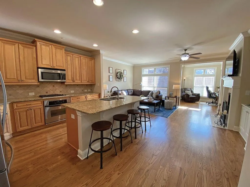7775 Glisten Avenue Unit 345, Atlanta, Georgia 30328, 3 Bedrooms Bedrooms, ,3 BathroomsBathrooms,Residential,Sold,7775 Glisten Avenue Unit 345,7000099