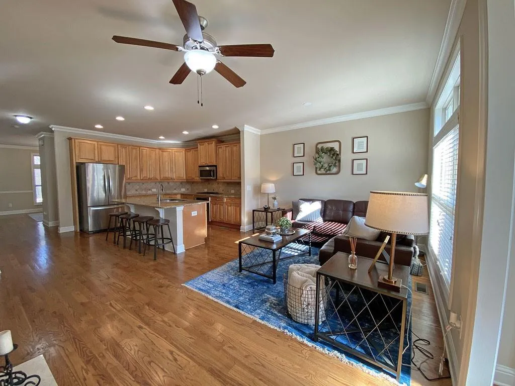 7775 Glisten Avenue Unit 345, Atlanta, Georgia 30328, 3 Bedrooms Bedrooms, ,3 BathroomsBathrooms,Residential,Sold,7775 Glisten Avenue Unit 345,7000099