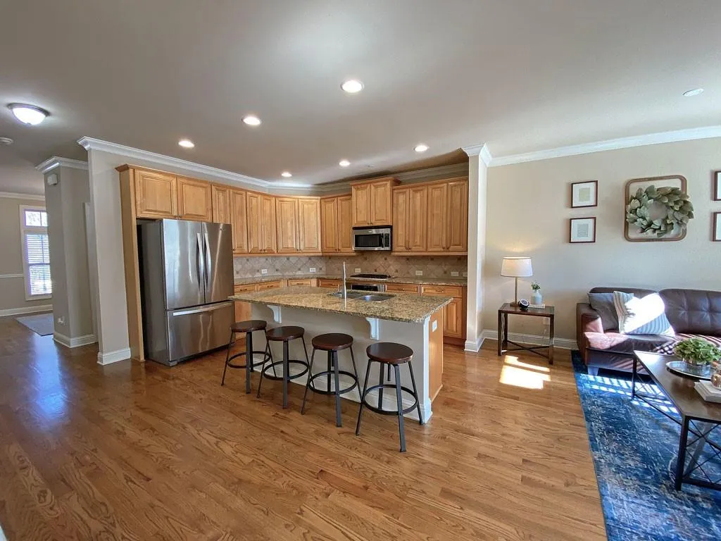 7775 Glisten Avenue Unit 345, Atlanta, Georgia 30328, 3 Bedrooms Bedrooms, ,3 BathroomsBathrooms,Residential,Sold,7775 Glisten Avenue Unit 345,7000099