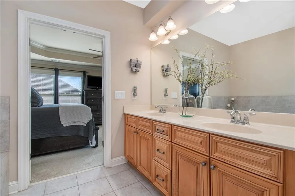 7775 Glisten Avenue Unit 345, Atlanta, Georgia 30328, 3 Bedrooms Bedrooms, ,3 BathroomsBathrooms,Residential,Sold,7775 Glisten Avenue Unit 345,7000099