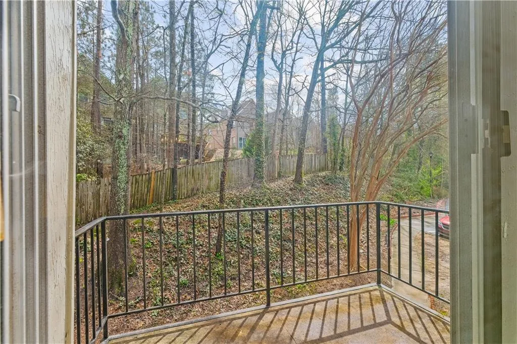 725 Dalrymple Road Unit 3i, Sandy Springs, Georgia 30328, 2 Bedrooms Bedrooms, ,2 BathroomsBathrooms,Residential,Sold,725 Dalrymple Road Unit 3i,7187370