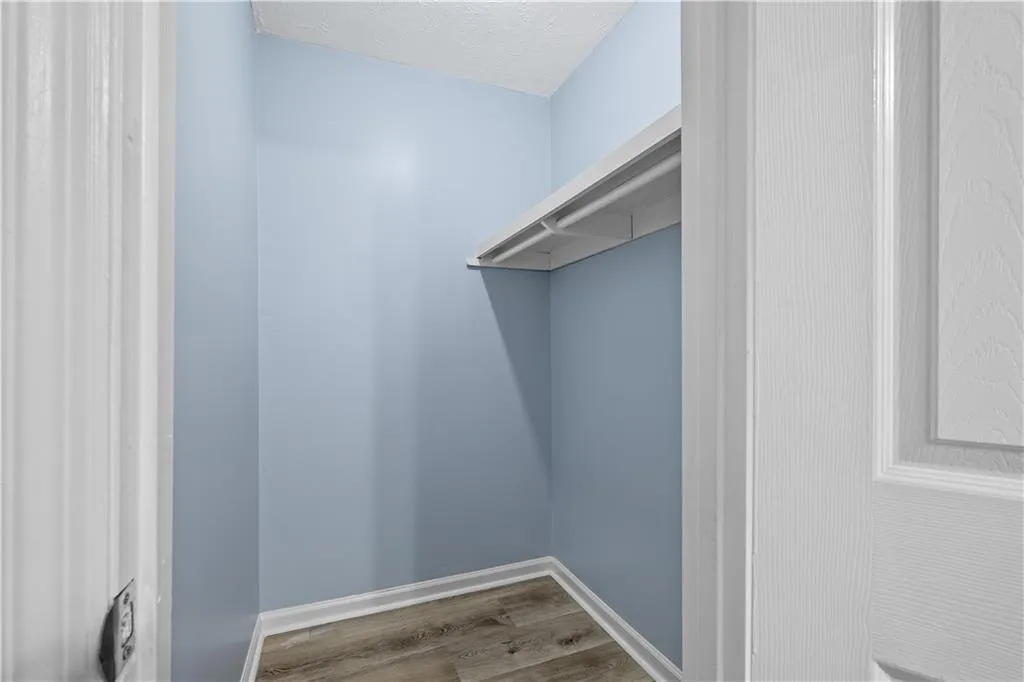 725 Dalrymple Road Unit 3i, Sandy Springs, Georgia 30328, 2 Bedrooms Bedrooms, ,2 BathroomsBathrooms,Residential,Sold,725 Dalrymple Road Unit 3i,7187370