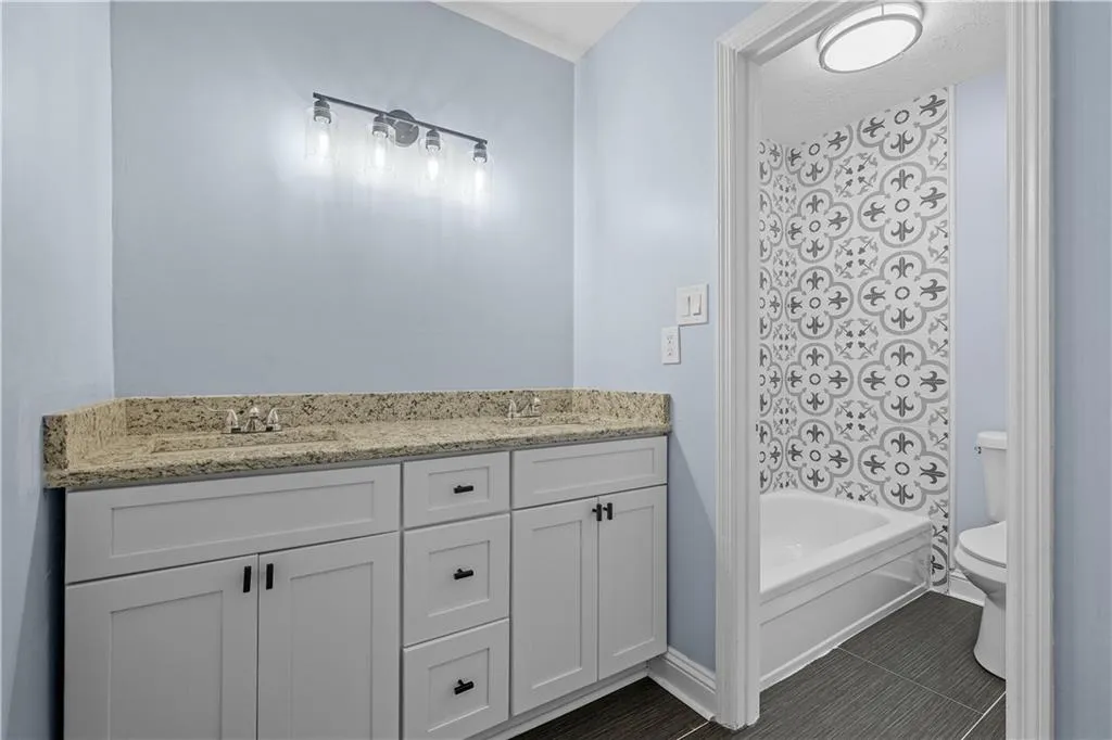 725 Dalrymple Road Unit 3i, Sandy Springs, Georgia 30328, 2 Bedrooms Bedrooms, ,2 BathroomsBathrooms,Residential,Sold,725 Dalrymple Road Unit 3i,7187370