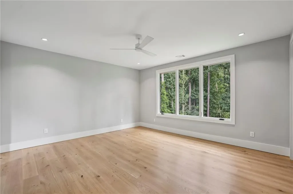 825 Kenry Court, Atlanta, Georgia 30342, 6 Bedrooms Bedrooms, ,7 BathroomsBathrooms,Residential,For Sale,825 Kenry Court,7403943