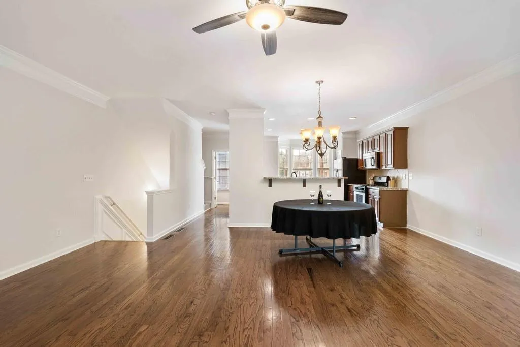 7834 Welsford Point, Sandy Springs, Georgia 30350, 3 Bedrooms Bedrooms, ,3 BathroomsBathrooms,Residential,Sold,7834 Welsford Point,6770624