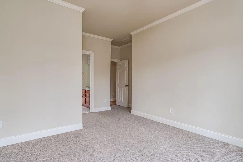 1010 Manorwood Court Ne, Sandy Springs, Georgia 30328, 4 Bedrooms Bedrooms, ,3 BathroomsBathrooms,Residential,Sold,1010 Manorwood Court Ne,6670216
