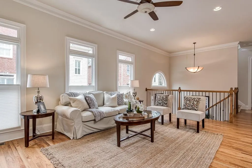 1010 Manorwood Court Ne, Sandy Springs, Georgia 30328, 4 Bedrooms Bedrooms, ,3 BathroomsBathrooms,Residential,Sold,1010 Manorwood Court Ne,6670216
