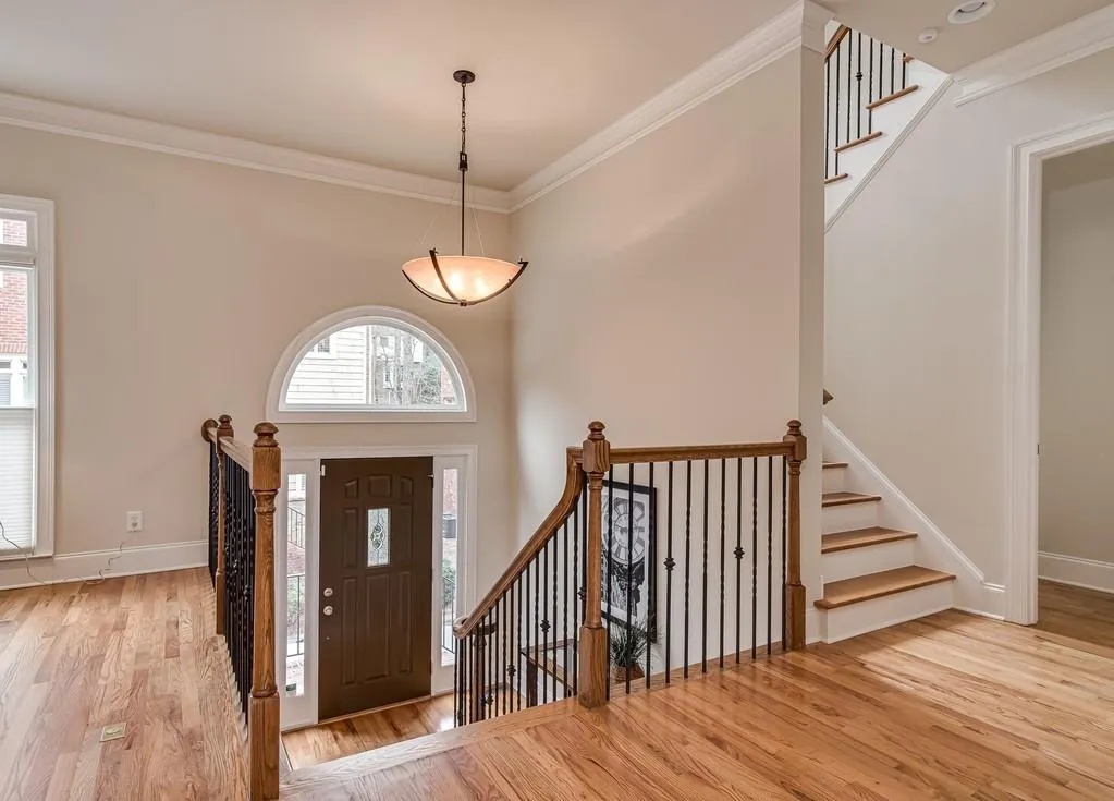 1010 Manorwood Court Ne, Sandy Springs, Georgia 30328, 4 Bedrooms Bedrooms, ,3 BathroomsBathrooms,Residential,Sold,1010 Manorwood Court Ne,6670216