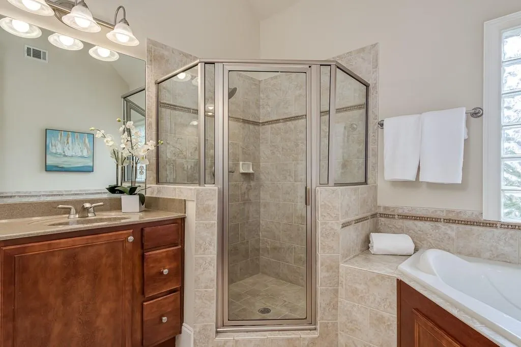 1010 Manorwood Court Ne, Sandy Springs, Georgia 30328, 4 Bedrooms Bedrooms, ,3 BathroomsBathrooms,Residential,Sold,1010 Manorwood Court Ne,6670216