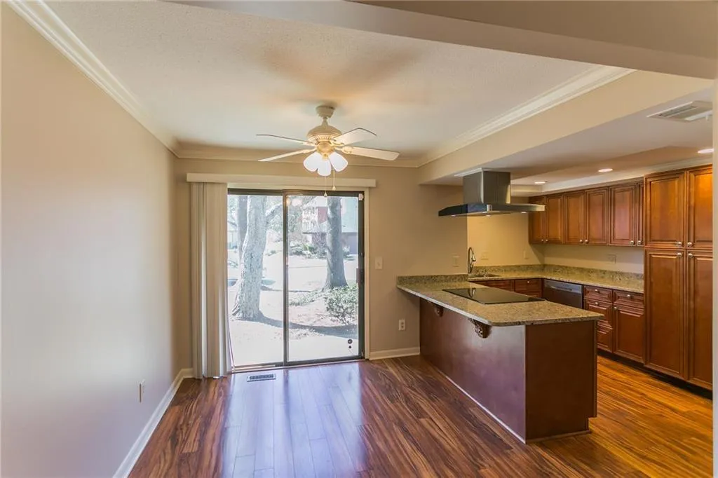 285 Francyne Court, Sandy Springs, Georgia 30328, 2 Bedrooms Bedrooms, ,2 BathroomsBathrooms,Residential,Sold,285 Francyne Court,6515229