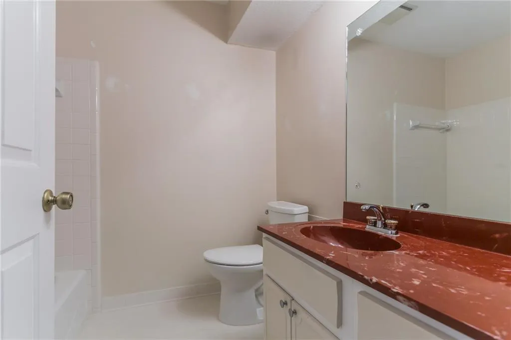 285 Francyne Court, Sandy Springs, Georgia 30328, 2 Bedrooms Bedrooms, ,2 BathroomsBathrooms,Residential,Sold,285 Francyne Court,6515229