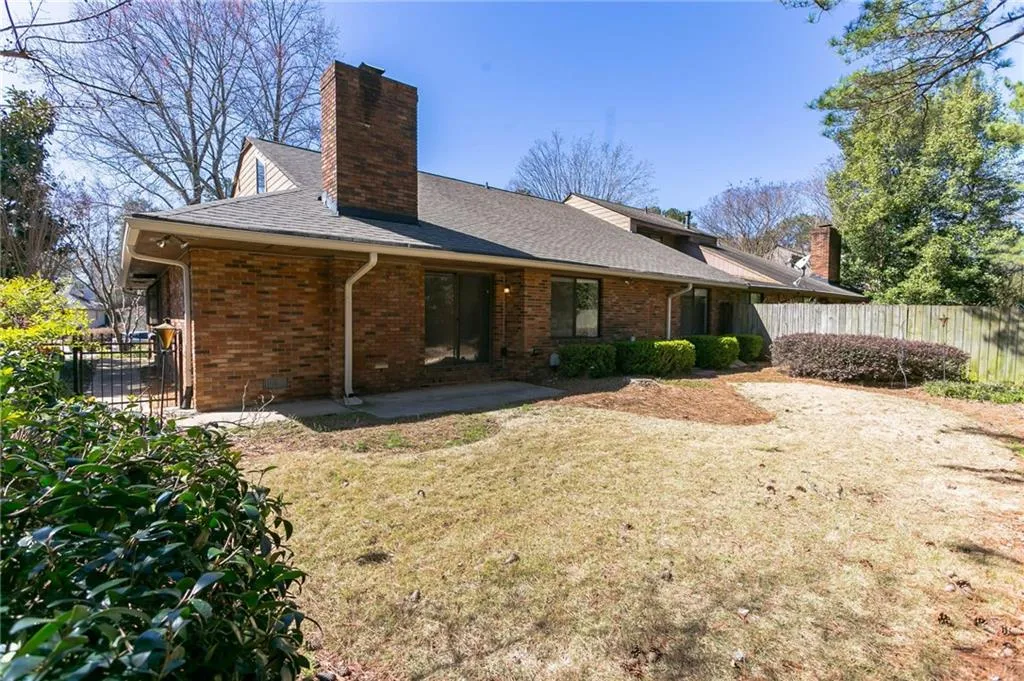 285 Francyne Court, Sandy Springs, Georgia 30328, 2 Bedrooms Bedrooms, ,2 BathroomsBathrooms,Residential,Sold,285 Francyne Court,6515229