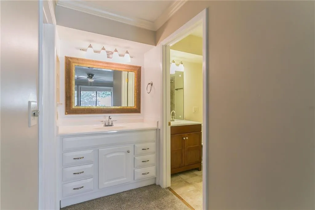 285 Francyne Court, Sandy Springs, Georgia 30328, 2 Bedrooms Bedrooms, ,2 BathroomsBathrooms,Residential,Sold,285 Francyne Court,6515229