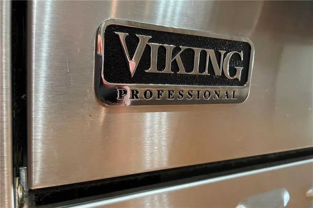 686 Lockton Place, Atlanta, Georgia 30342, 4 Bedrooms Bedrooms, ,4 BathroomsBathrooms,Residential,Sold,686 Lockton Place,7196589