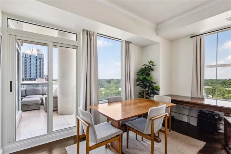 2881 Peachtree Road Ne Unit 1005, Atlanta, Georgia 30305, 2 Bedrooms Bedrooms, 0 ,2 BathroomsBathrooms,Residential,For Sale,2881 Peachtree Road Ne Unit 1005,7705437
