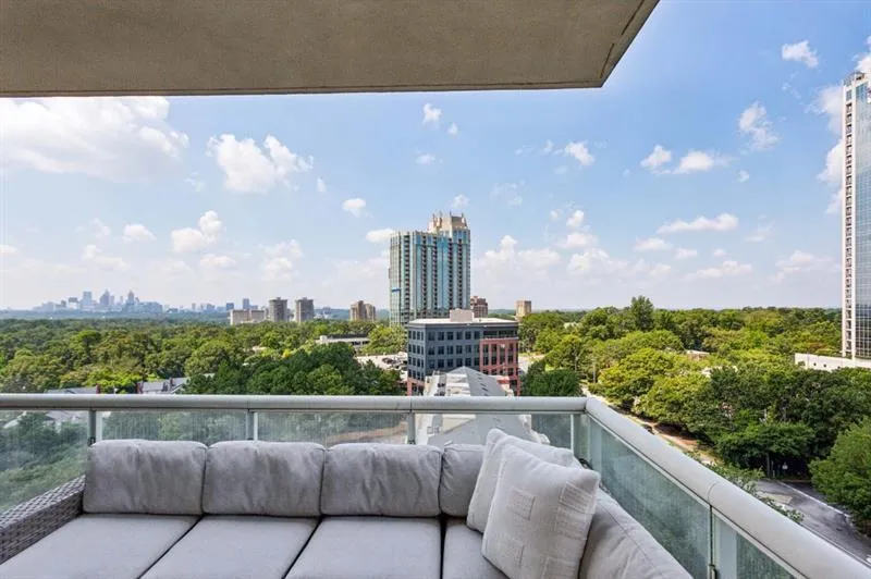 2881 Peachtree Road Ne Unit 1005, Atlanta, Georgia 30305, 2 Bedrooms Bedrooms, 0 ,2 BathroomsBathrooms,Residential,For Sale,2881 Peachtree Road Ne Unit 1005,7705437