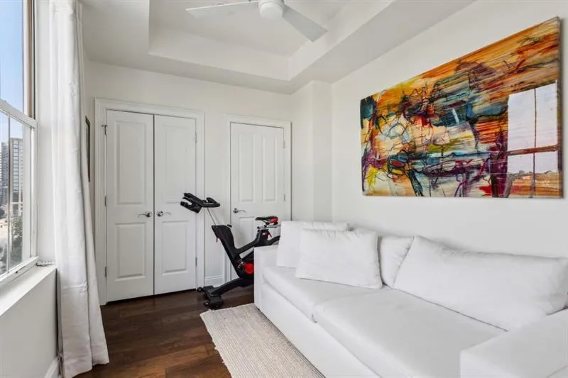 2881 Peachtree Road Ne Unit 1005, Atlanta, Georgia 30305, 2 Bedrooms Bedrooms, 0 ,2 BathroomsBathrooms,Residential,For Sale,2881 Peachtree Road Ne Unit 1005,7705437