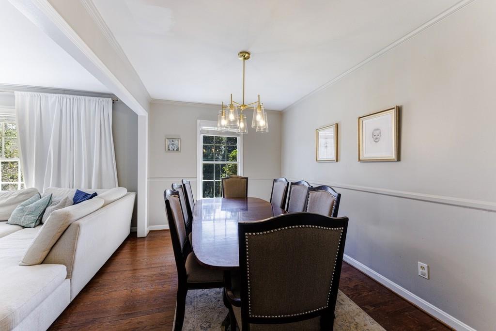 710 E Powderhorn, Atlanta, Georgia 30342, 3 Bedrooms Bedrooms, ,2 BathroomsBathrooms,Residential,Sold,710 E Powderhorn,7344431