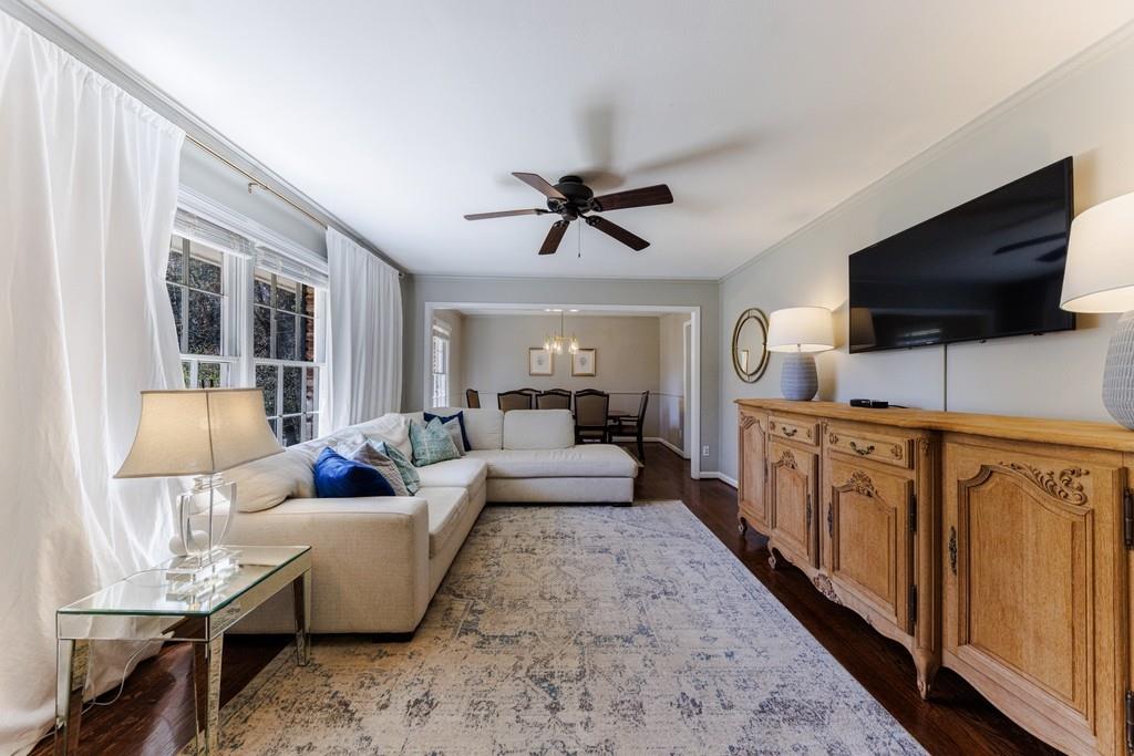 710 E Powderhorn, Atlanta, Georgia 30342, 3 Bedrooms Bedrooms, ,2 BathroomsBathrooms,Residential,Sold,710 E Powderhorn,7344431