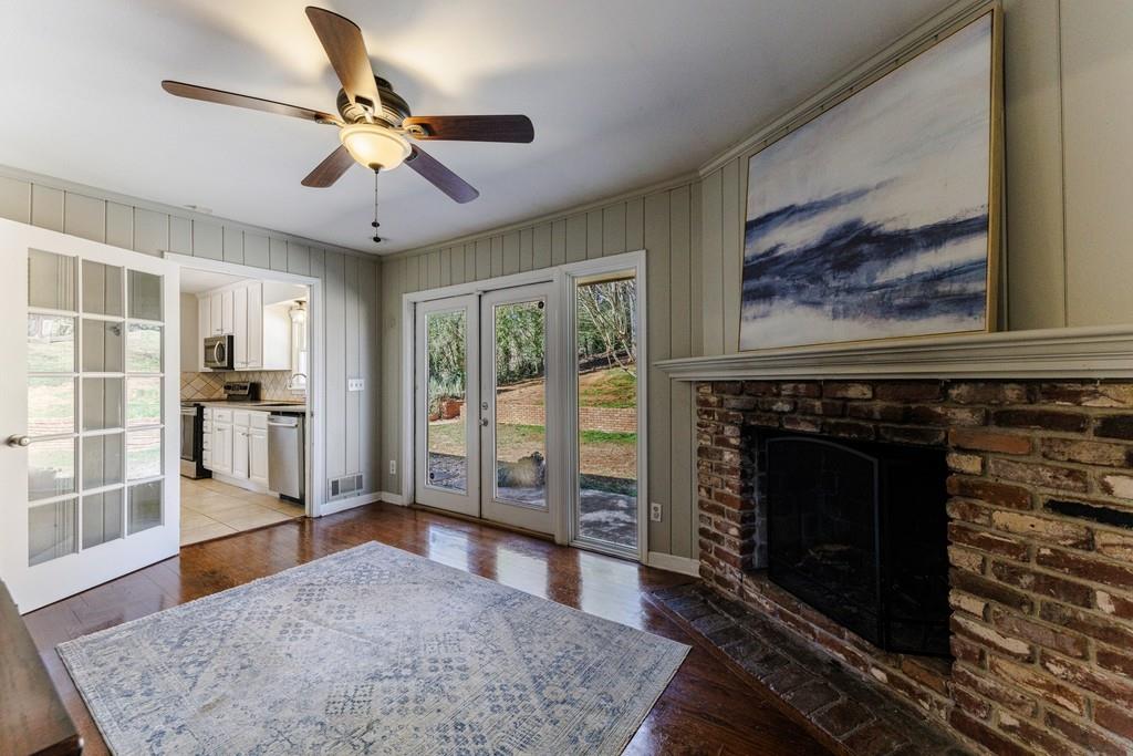 710 E Powderhorn, Atlanta, Georgia 30342, 3 Bedrooms Bedrooms, ,2 BathroomsBathrooms,Residential,Sold,710 E Powderhorn,7344431