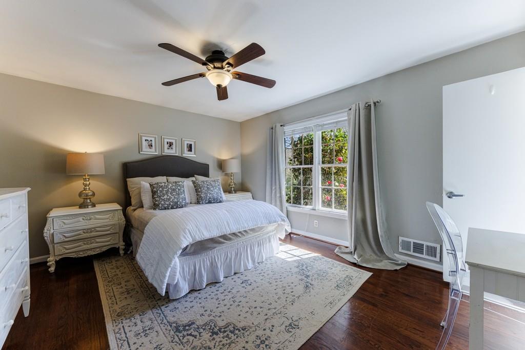 710 E Powderhorn, Atlanta, Georgia 30342, 3 Bedrooms Bedrooms, ,2 BathroomsBathrooms,Residential,Sold,710 E Powderhorn,7344431