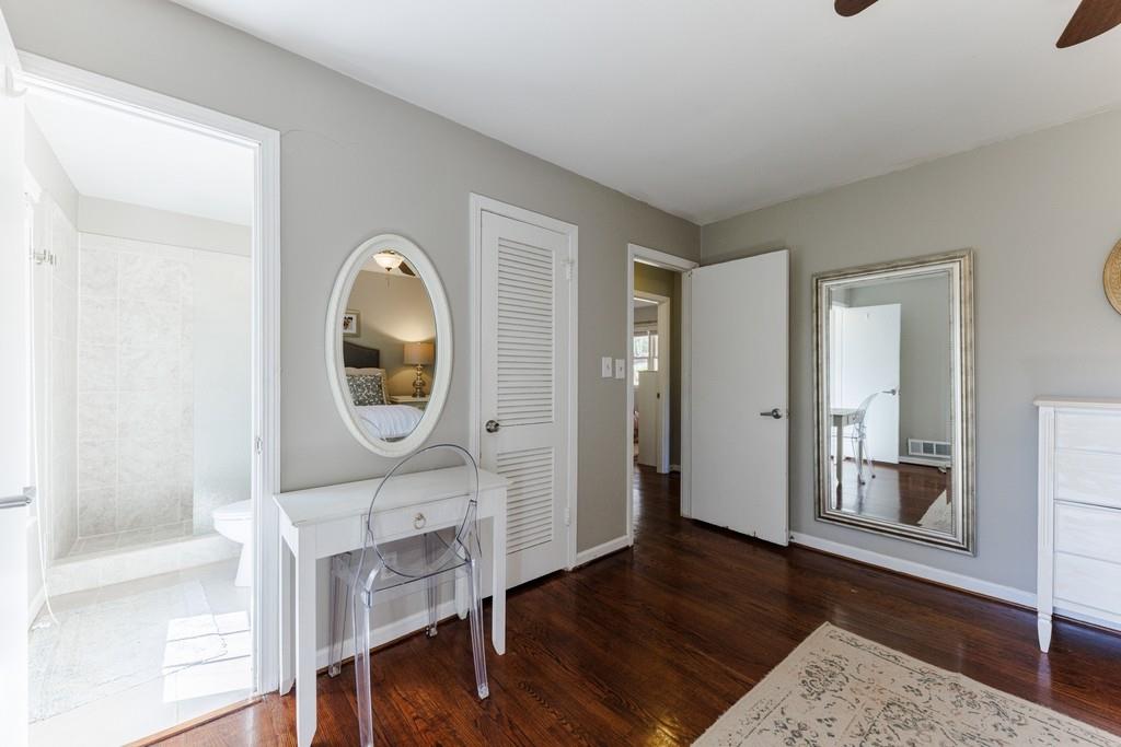 710 E Powderhorn, Atlanta, Georgia 30342, 3 Bedrooms Bedrooms, ,2 BathroomsBathrooms,Residential,Sold,710 E Powderhorn,7344431